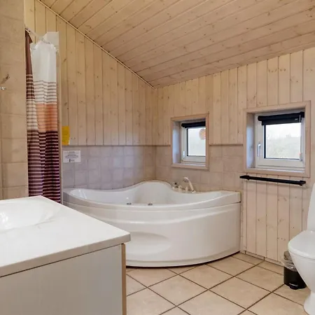 Holiday home Arnkil - 700m From The Sea In Western Jutland By Interhome *