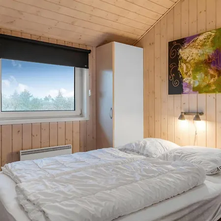 Holiday home Arnkil - 700m From The Sea In Western Jutland By Interhome *