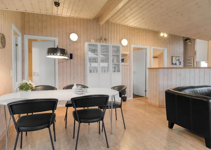 Arnkil - 700m From The Sea By Interhome * Lakolk